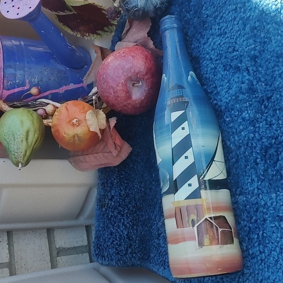 Lighthouse Bottle - Picture 9 of 10